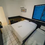 Ape família 200 metros da feirinha beira mar 501