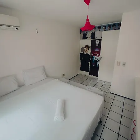 Apartamento Ape Família 200 Metros Da Feirinha Beira Mar 501 *